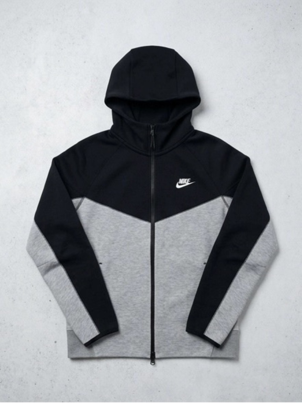 NIKE Tech Fleece Full-Zip Hoodie Colorblock Grey/Black Medium